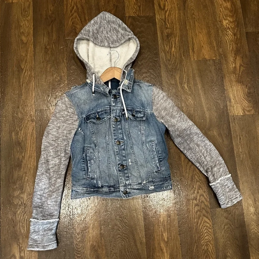 Free People Denim Hoodie Jacket Gray Knit Sleeves Boho Layered XS Slimfit Gypsy - Picture 4 of 10